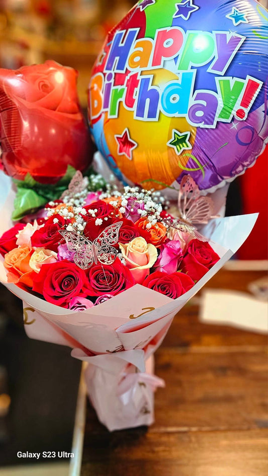 50 Roses Bouquet Buchon