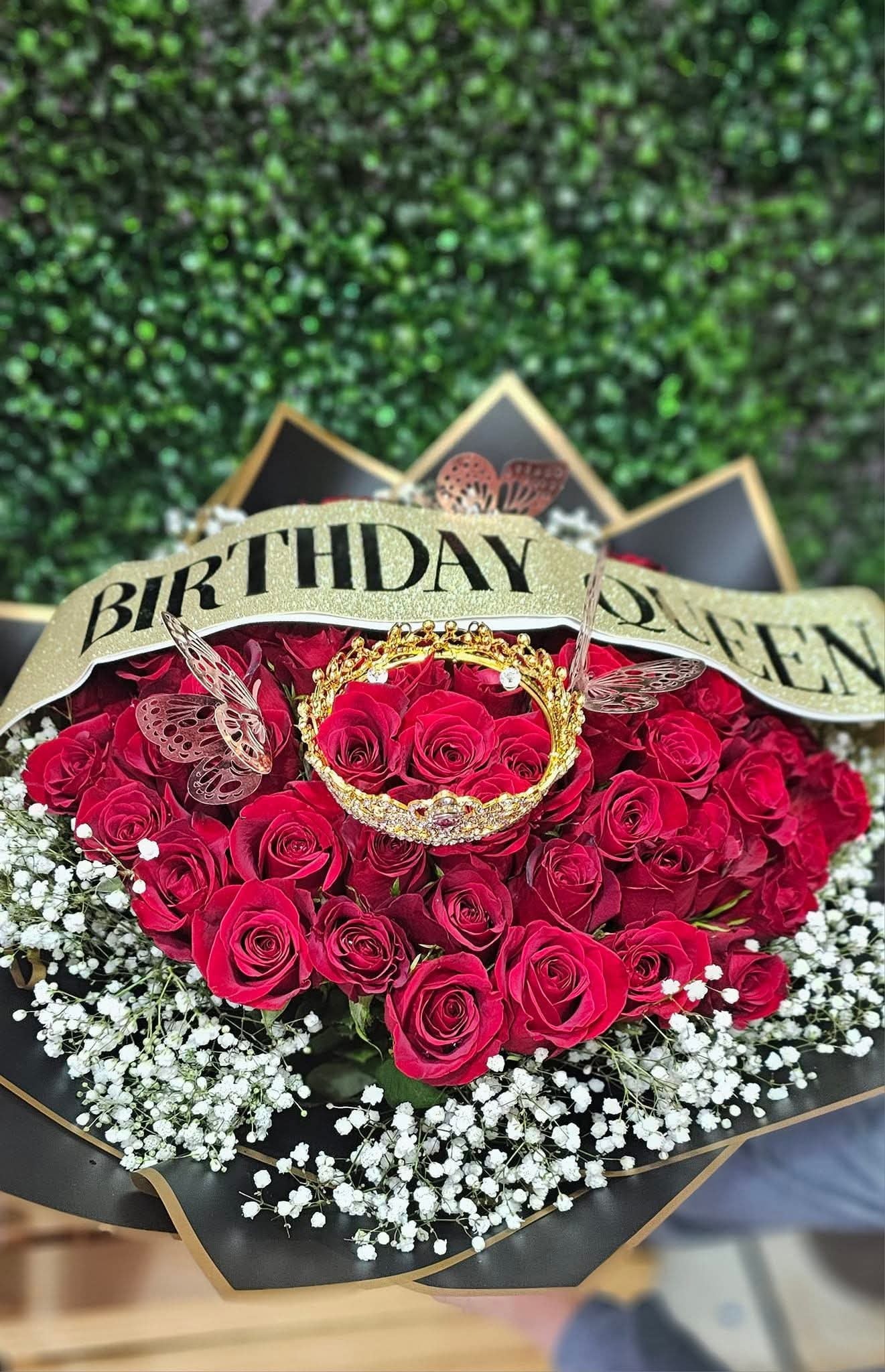 Bouquet Buchon of 60 Roses